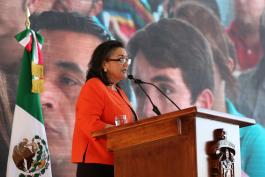 La doctora Ruth Padilla Muñoz rindió su segundo informe de actividades.