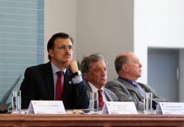 La doctora Ruth Padilla Muñoz rindió su segundo informe de actividades.