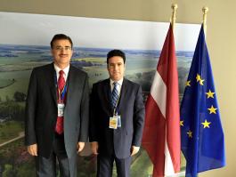 Participación del Rector General Mtro. Itzcóatl Tonatiuh Bravo Padilla en segundas cumbres Académica y de Jefes de Estado para construir espacio común de educación superior Europea-América Latina y El Caribe.