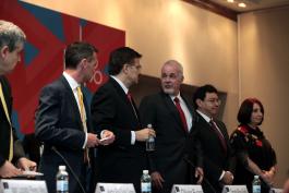 Conferencia de prensa de la FIL para dar a conocer el programa general de actividades 2015
