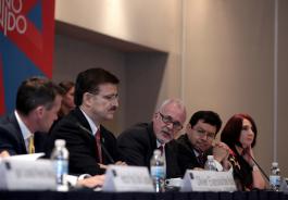 Conferencia de prensa de la FIL para dar a conocer el programa general de actividades 2015