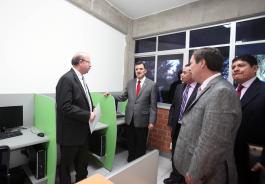 En el marco del 20 aniversario de la Red Universitaria, se entrego Título de propiedad de la Escuela Preparatoria Regional de Chapala