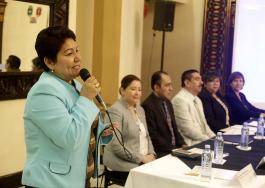 V Reunión de trabajo para la realización del libro "Proceso de enfermería" . Participan 51 profesores que representan a 25 universidades y mismas facultades de Enfermería del país y cuyo propósito es concretar los aspectos teóricos - -metodológicos que orientan la formación del  proceso de Enfermería, en concordancia con las políticas internacionales y expertos en la materia.
