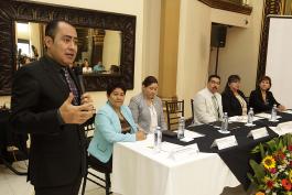 V Reunión de trabajo para la realización del libro "Proceso de enfermería" . Participan 51 profesores que representan a 25 universidades y mismas facultades de Enfermería del país y cuyo propósito es concretar los aspectos teóricos - -metodológicos que orientan la formación del  proceso de Enfermería, en concordancia con las políticas internacionales y expertos en la materia.