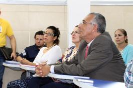 Inauguran 2 aulas modelo en CUSUR