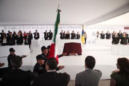 Develan placa conmemorativa en ceremonia en la explanada de la Torre de Especialidades del Hospital "Fray Antonio Alcalde".