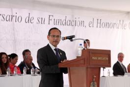 Develan placa conmemorativa en ceremonia en la explanada de la Torre de Especialidades del Hospital "Fray Antonio Alcalde".