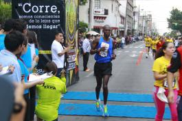 Primera Carrera Leones Negros