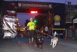 Primera Carrera Leones Negros
