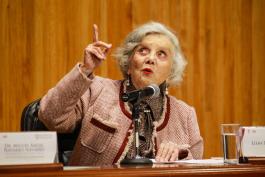 Cátedra Elena Poniatowska, creada por la FEU. Brindará conferencia la propia Poniatowska con el tema “La noche que perduró