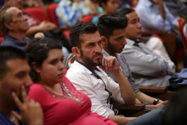 La clase media pierde poder adquisitivo y se empobrece, advierte José de Jesús Loza autor del libro editado por el CUCSH