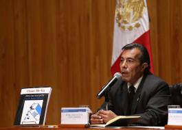 La clase media pierde poder adquisitivo y se empobrece, advierte José de Jesús Loza autor del libro editado por el CUCSH