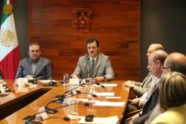 Incluye la impartición de cursos sobre cultura vial a estudiantes y académicos del SEMS