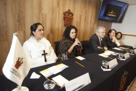 Rueda de prensa para dar a conocer os detalles de la Campaña Interinstitucional de Lucha contra el Cáncer de Mama 2015.