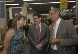 Las autoridades de la Casa de Estudio y del gobierno estatal realizaron un recorrido por Campus Party e inauguraron el Pabellón universitario, donde habrá cursos, conferencias y exhibiciones para los jóvenes emprendedores. En el acto fueron presentados diversos proyectos universitarios y el Rector General invitó a los jóvenes a acudir al stand.