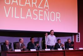 José Alberto Galarza presentó su informe de actividades ante autoridades universitarias y de gobierno.