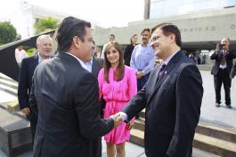 Informe "10 Años de Transparencia en Jalisco" en el marco de la Celebración del 10 Aniversario del ITEI su presidenta Cynthia Patricia Cantero Pacheco festejo en el Cine foro de la Universidad de Guadalajara. Al acto acude el Rector general de la Universidad de Guadalajara Itzcóatl Tonatiuh Bravo Padilla y el Gobernador del estado Jorge Aristóteles Sandoval Díaz