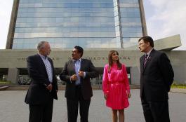 Informe "10 Años de Transparencia en Jalisco" en el marco de la Celebración del 10 Aniversario del ITEI su presidenta Cynthia Patricia Cantero Pacheco festejo en el Cine foro de la Universidad de Guadalajara. Al acto acude el Rector general de la Universidad de Guadalajara Itzcóatl Tonatiuh Bravo Padilla y el Gobernador del estado Jorge Aristóteles Sandoval Díaz