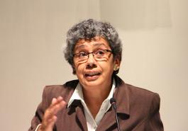 “La colección en lenguas indígenas de la Biblioteca Pública del Estado de Jalisco”,  dictada por la doctora Rosa Herminia Yáñez, en el Auditorio José Cornejo Franco de la Biblioteca Pública del Estado Juan José Arreola,  en el marco de su 154 aniversario.