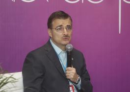 El Rector General de la Universidad de Guadalajara, maestro Itzcóatl Tonatiuh Bravo Padilla y el gobernador del Estado Jorge Aristóteles Sandoval hablan en rueda de prensa previo a la inauguración de l Campus Party 2015
