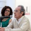 R.P. para dar a conocer los detalles de la exposición Puertas abiertas. Patrimonio artístico universitario