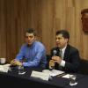 Rueda de prensa del CUAAD para dar a conocer el Primer Festival Internacional y Concurso Nacional de Guitarra. Presiden: maestro Jorge Enrique Zambrano Ambrosio, director de la División de Artes y Humanidades; maestro Sergio Eduardo Medina Zacarías, Jefe del Departamento de Música; maestro Hugo Ernesto Trujillo Gracián, Presidente de la Academia de Guitarra.